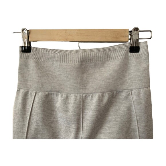 Fabletics Sync High-Waisted Leggings Perforated Side Light Grey Heather ~Small - Picture 2 of 12